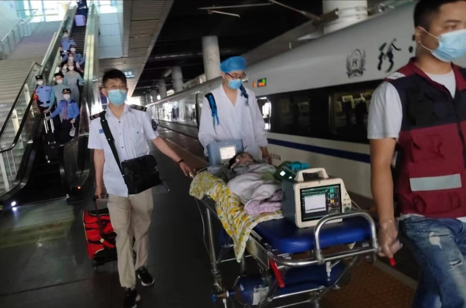 马边高铁转运公司